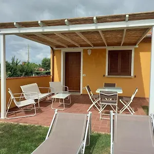  Ferienhaus La Casina Di Campagna Tra E Bibbona Italien
