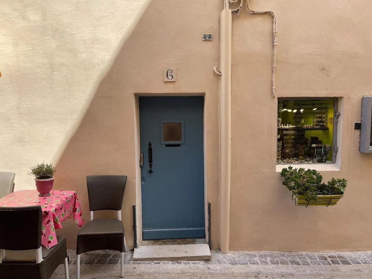 appartement cosy à 10 mètres du port de Cassis Francia