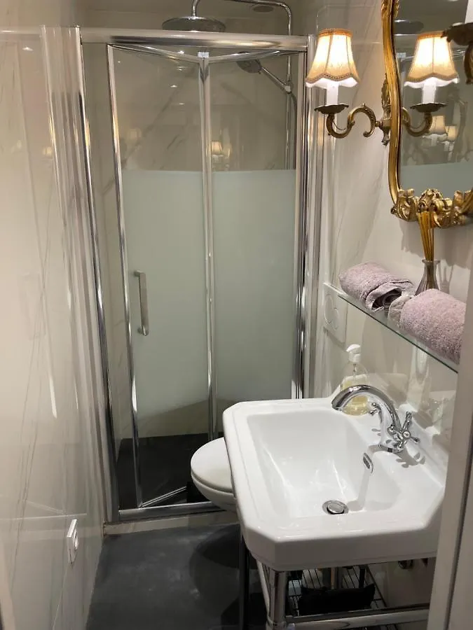 appartement cosy à 10 mètres du port de Cassis Francia