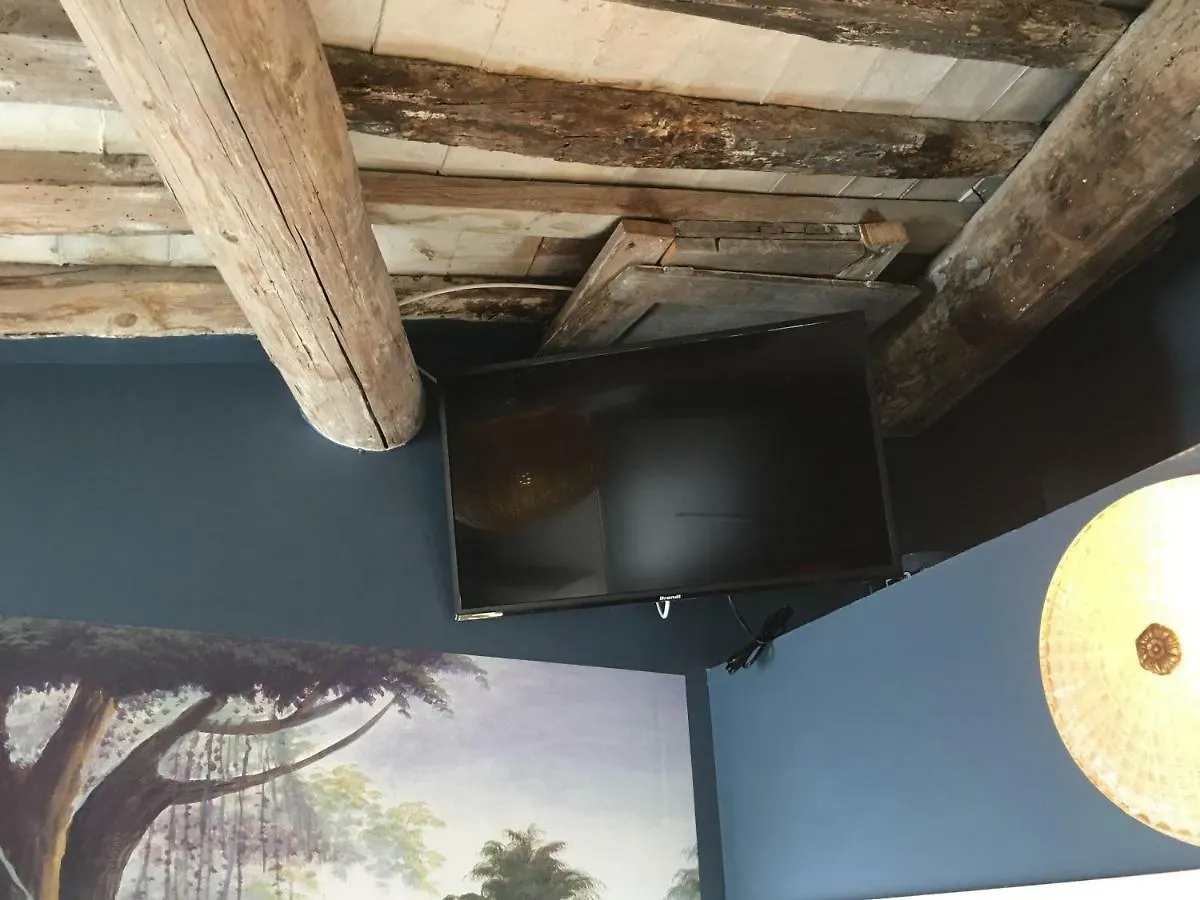 appartement cosy à 10 mètres du port de Cassis 0*,